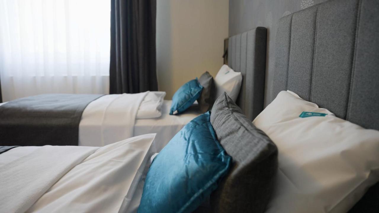 Hotel Busch Гютерсло Экстерьер фото